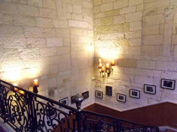 Hotel Saint Trophime Арл Екстериор снимка